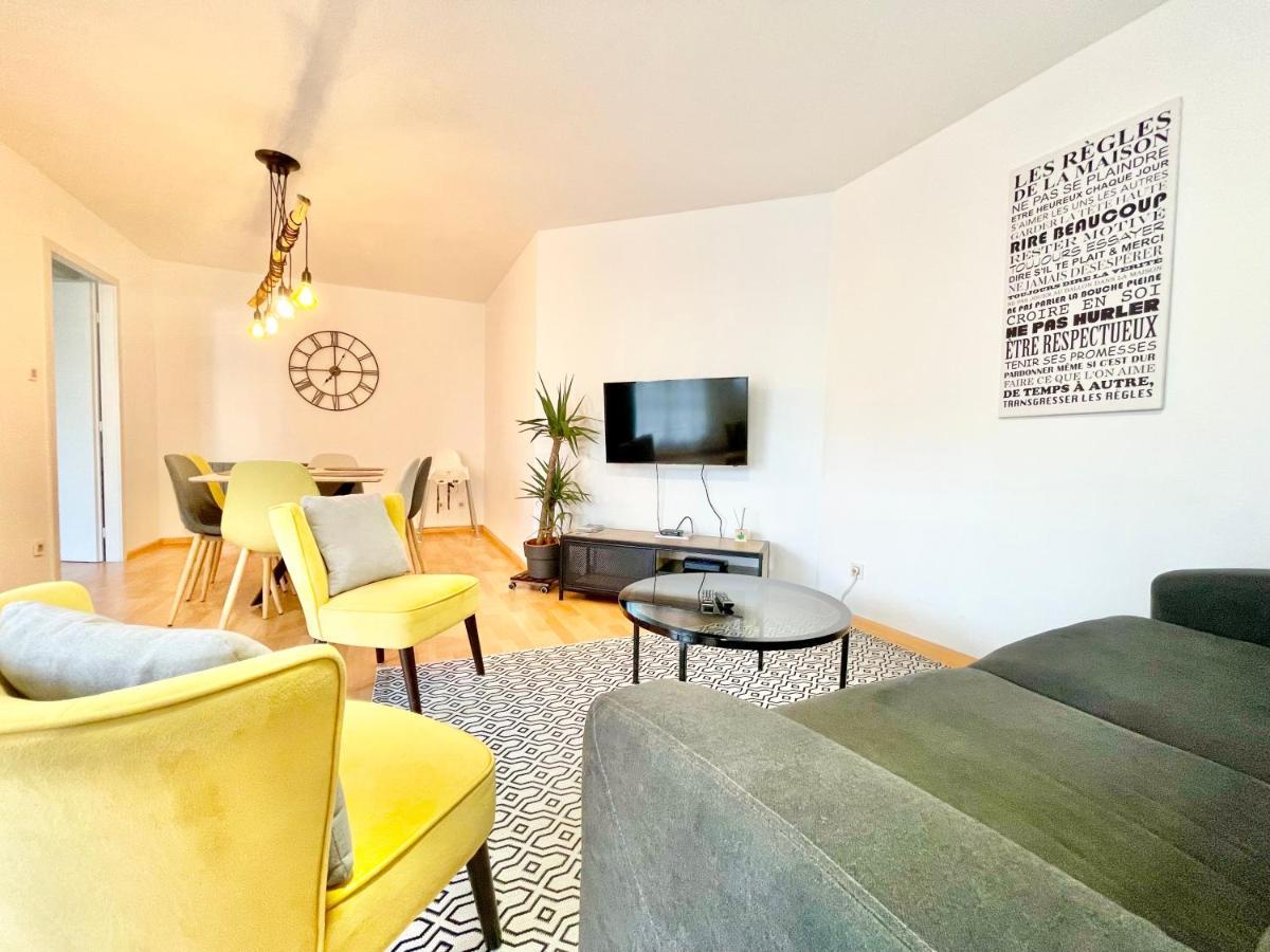 Centre - Balcon - Parking Gratuit